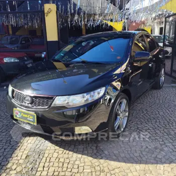 Kia Cerato 1.6 16V Mec. 5 portas