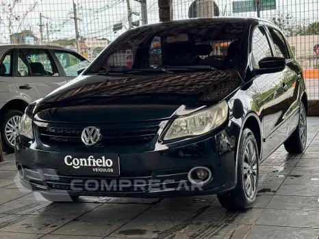 Volkswagen GOL 1.0 8V 4 portas