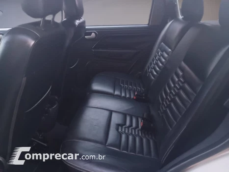 ECOSPORT 2.0 XLT 16V FLEX 4P AUTOMÁTICO
