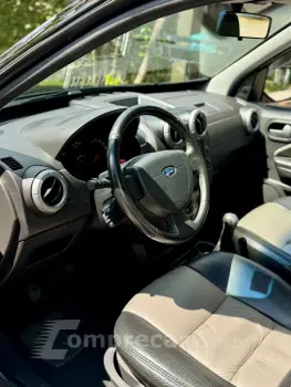 ECOSPORT 1.6 Freestyle 8V