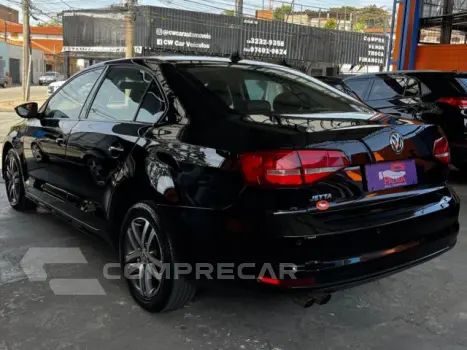 JETTA - 2.0 COMFORTLINE 4P TIPTRONIC