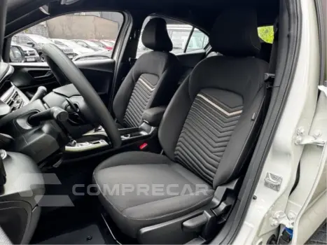 FASTBACK 1.0 TURBO 200 FLEX CVT