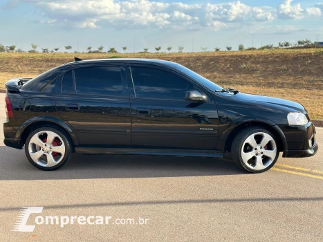 ASTRA 2.0 MPFI Elegance 8V
