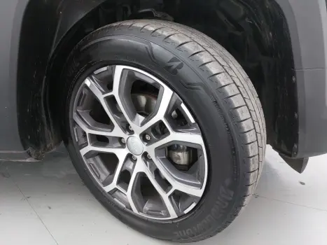 RENEGADE 1.3 T270 TURBO FLEX LONGITUDE AT6