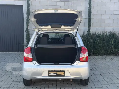 ETIOS 1.3 X 16V FLEX 4P MANUAL