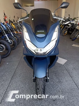 PCX 160 DLX
