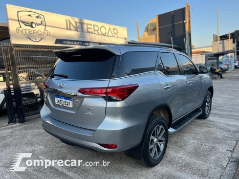 HILUX SW4 2.8 D-4d Turbo SRX 4X4