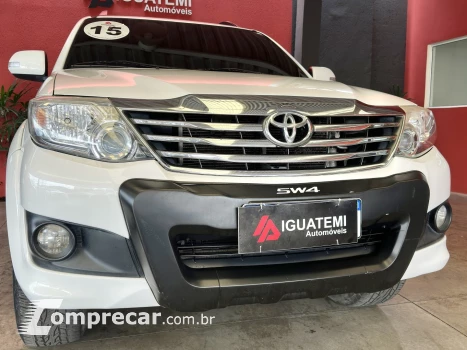 HILUX SW4 2.7 SR 7 LUGARES 4X2 16V FLEX 4P AUTOMÁTICO