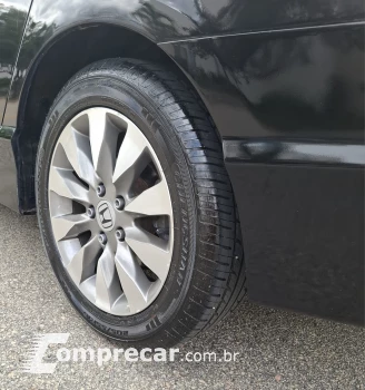 CIVIC 1.8 LXL 16V