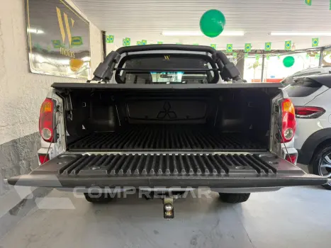 L200 TRITON 3.2 HPE 4X4 CD 16V Turbo Intercooler