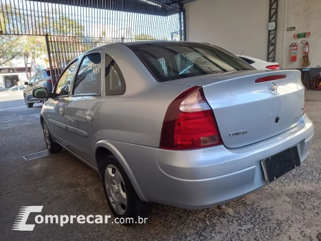 CORSA 1.4 MPFI Premium Sedan 8V
