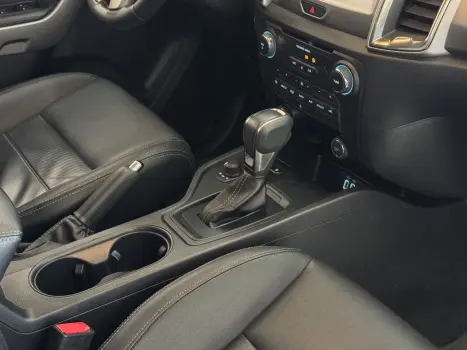 Ranger 3.2 20V CABINE DUPLA 4X4 LIMITED TURBO DIESEL AUTOMÁT