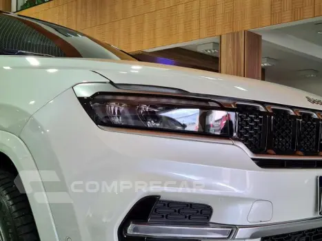 COMMANDER OVERLAND T270 1.3 TB FLEX AUT