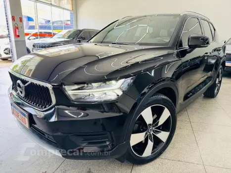 Volvo XC 40 T4 MOMENTUM 4 portas