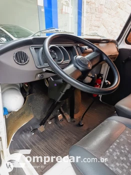 KOMBI 1.4 MI STD Lotação 8V