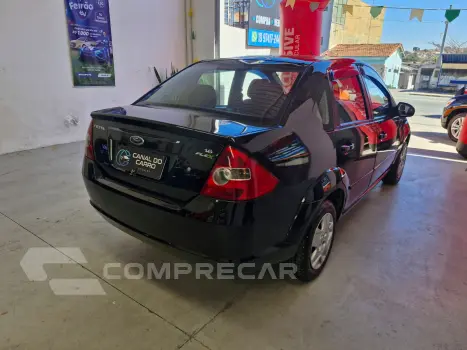 FIESTA 1.6 MPI Class Sedan 8V