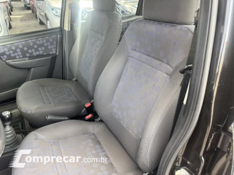 PRISMA - 1.4 MPFI JOY 8V 4P MANUAL
