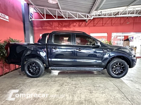 RANGER 2.2 BLACK 4X2 CD 16V DIESEL 4P AUTOMÁTICO