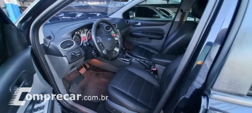 FOCUS 2.0 Titanium Sedan 16V
