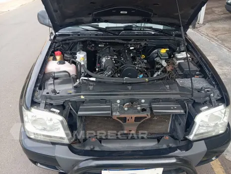 S10 2.4 MPFI Advantage 4X2 CS 8V