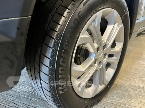 Commander 1.3 16V 4P FLEX T270 LONGITUDE TURBO AUTOMÁTICO AT