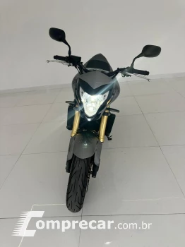 CB 600F HORNET / HONDA
