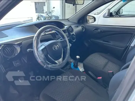 ETIOS XS Sedan1.5 Flex 16V 4p Mec.