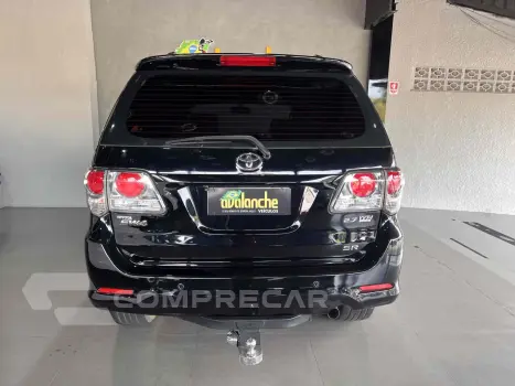 HILUX SW4 2.7 SR 4X2 16V FLEX 4P AUTOMÁTICO