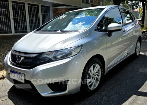 Honda FIT 1.5 LX 16V 4 portas