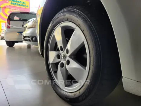 FLUENCE Sed. Dynamique 2.0 16V FLEX Mec.