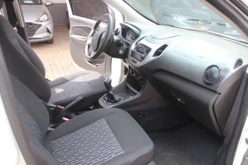 Ka + Sedan 1.0 12V 4P TI-VCT SE FLEX