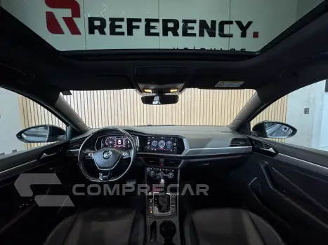 JETTA 1.4 250 TSI TOTAL FLEX R-LINE TIPTRONIC