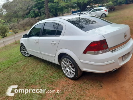 VECTRA 2.0 MPFI Elegance 8V 140cv