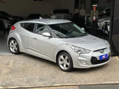 VELOSTER