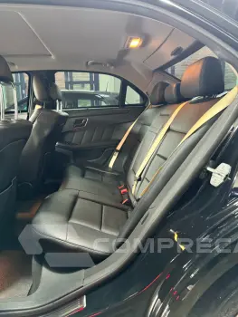 E-500 Avant. 5.0 V8 4p Aut. (Blindada)