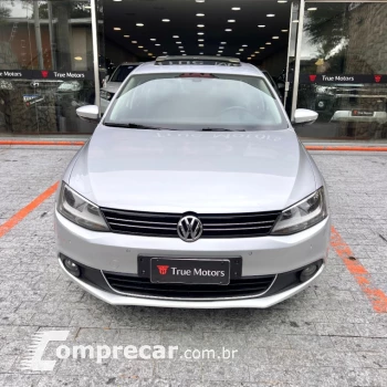 JETTA 2.0 TSI Highline 211cv