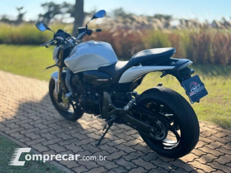 CB 600F HORNET