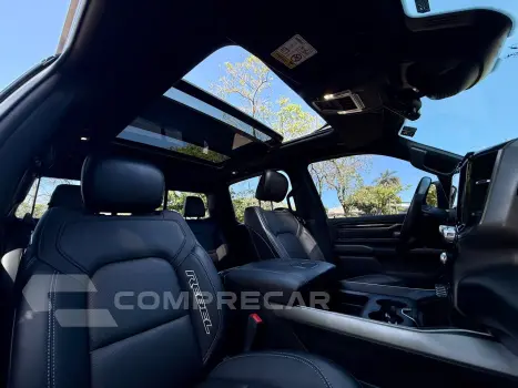 RAM 5.7 V8 1500 Rebel CD 4X4