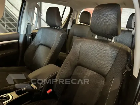 Hilux Caminhonete 2.8 16V 4P SR 4X4 DIESEL CABINE DUPLA AUTO