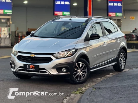 CHEVROLET ONIX HATCH ACTIV 1.4 8V Flex 5p Mec. 4 portas
