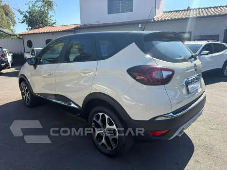 Captur 2.0 16V 4P FLEX INTENSE AUTOMÁTICO