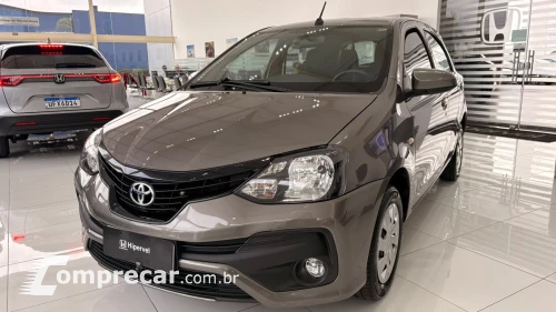 Toyota Etios X 1.3 (Aut) (Flex) 4 portas