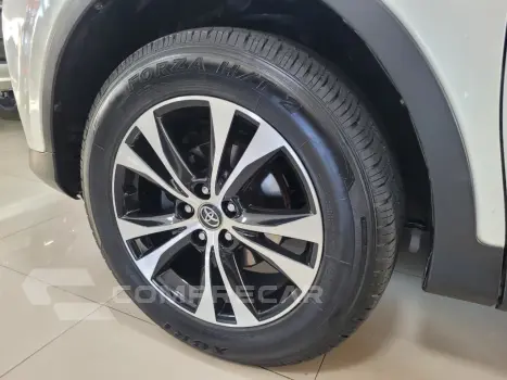 RAV4 2.5 4x4 16V Aut.