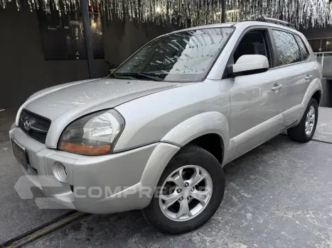 TUCSON 2.0 MPFI GL 16V 142CV 2WD GASOLINA 4P AUTOMÁTICO