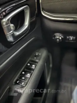 COMMANDER 1.3 T270 Turbo Limited