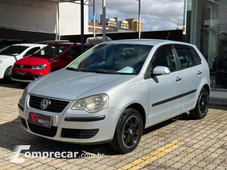 Volkswagen POLO - 1.6 MI 8V 4P MANUAL 4 portas