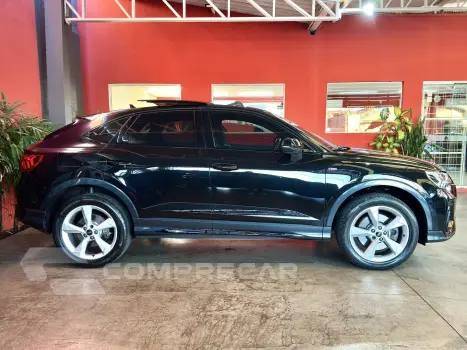 Q3 2.0 40 TFSI GASOLINA SPORTBACK PERFORMANCE BLACK QUATTRO