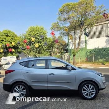 ix35 2.0 16V 170cv 2WD/4WD Mec.