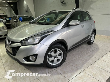 Hyundai HB20X 1.6 16V Premium 4 portas