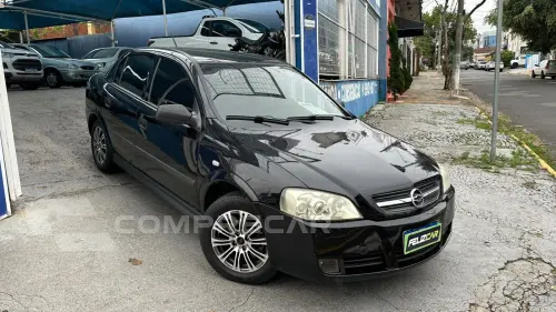 ASTRA 1.8 MPFI Sedan Comfort 8V
